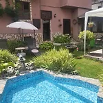 Boina House Penzion 3*