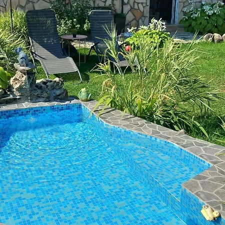 Boina House Къща за гости