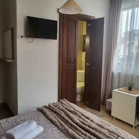 Къща за гости Boina House *