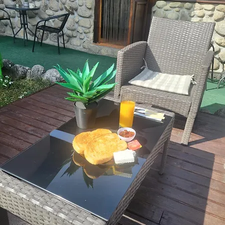 Boina House Къща за гости 3*