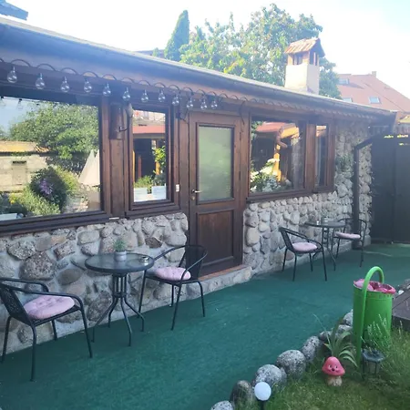 Къща за гости Boina House