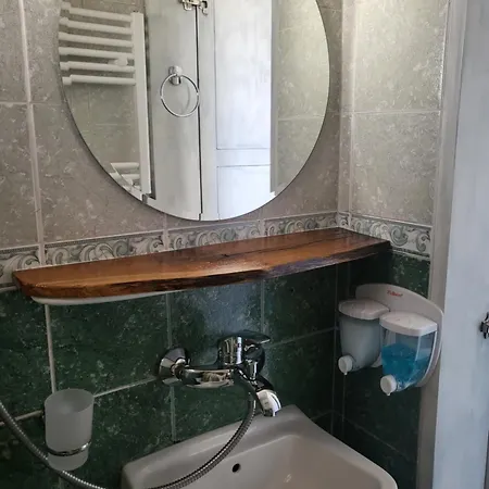 Πανσιόν Boina House 3*